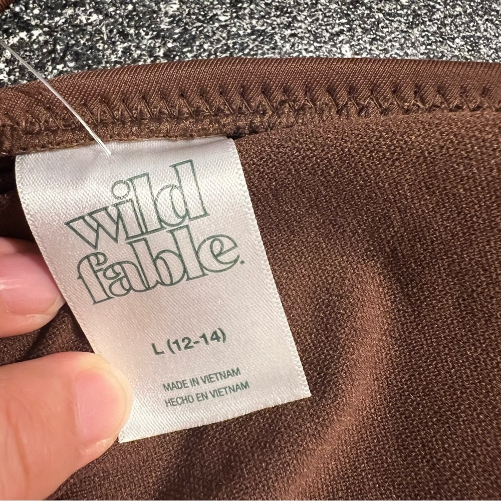 ❤️3/$15 Wild Fable Women’s Thin Strap Brown Bikini Top Size L ( NWT) - Picture 5 of 6